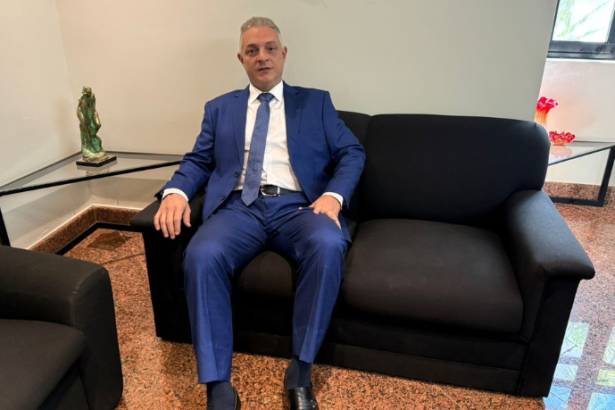 Leonardo Manzan destaca que as multas tributárias devem seguir o princípio da proporcionalidade para evitar abusos.