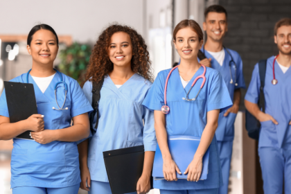 Conheça como equipes comprometidas transformam a saúde em um verdadeiro cuidado com a vida e o bem-estar social.
