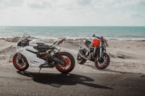 Explore como a evolução tecnológica e o design inovador estão transformando a pilotagem em longas distâncias.