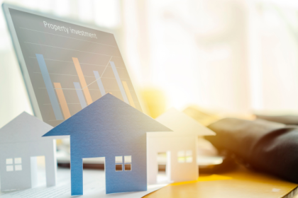 Alex Nabuco dos Santos explica quando o custo de oportunidade torna a espera mais cara que a ação.