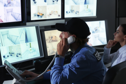 A preparação estratégica para agendas críticas exige alinhar técnica e responsabilidade na proteção de autoridades. Ernesto Kenji Igarashi destaca a importância do planejamento detalhado.